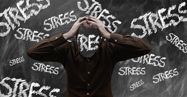 Wie kann Stress entstehen? Was ist der Unterschied zum Burnout?